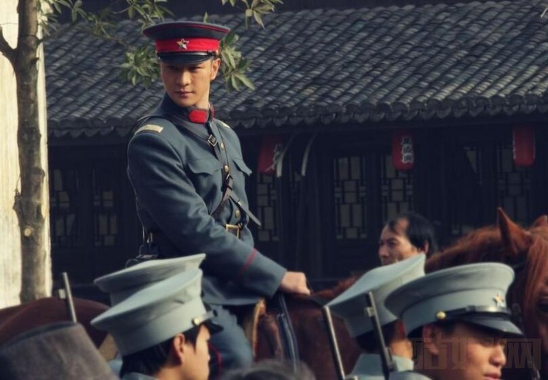 张明明年代剧照