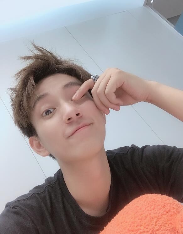 王子奇生活照