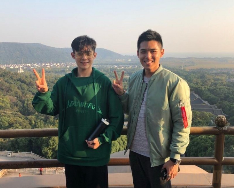 潘宥诚户外旅行照
