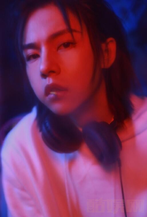 周锐梦幻写真