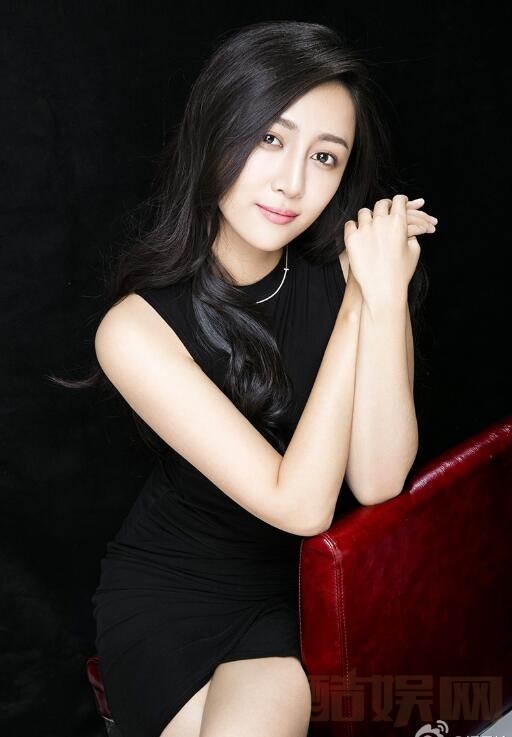 闫露娢时尚写真