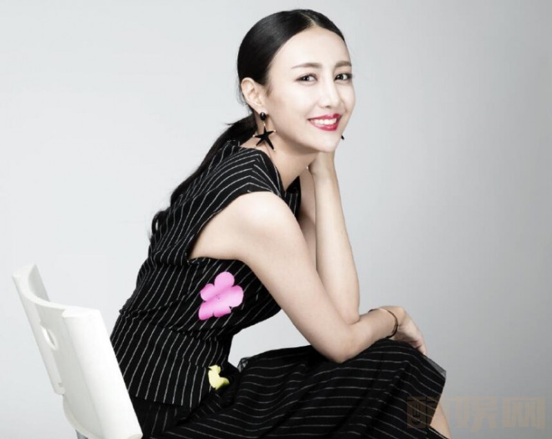 闫露娢个人资料简介 闫露娢写真照