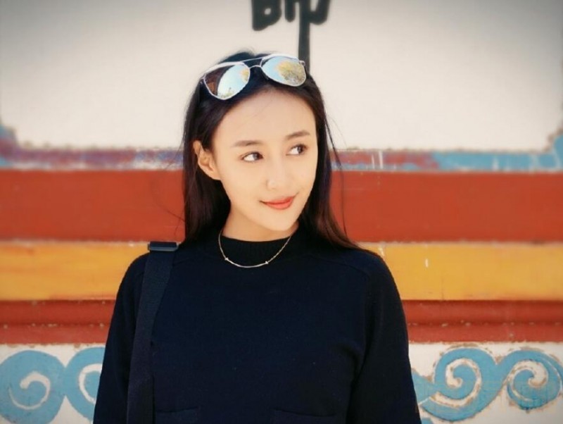 闫露娢街拍写真