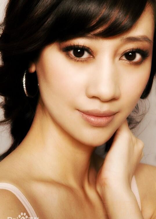 唐妤萌早期写真