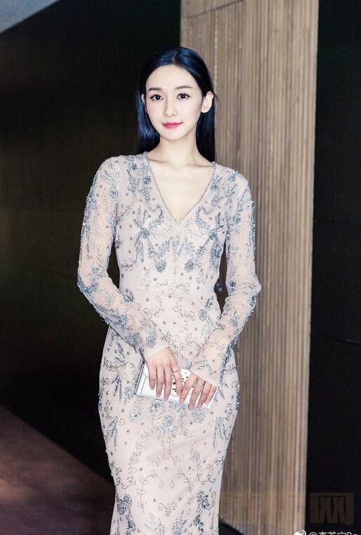 李若宁气质写真