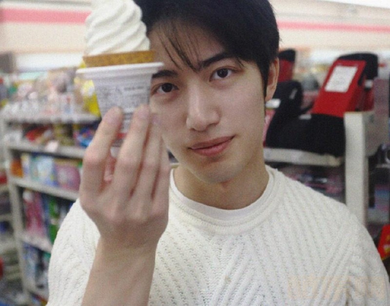 焦睿暖男写真