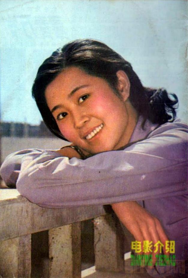 倪萍《流泪的红蜡烛》剧照