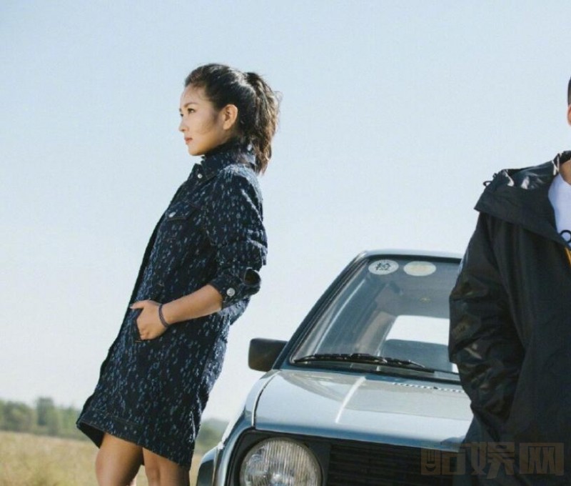 何洁个人资料简介 何洁专辑写真照