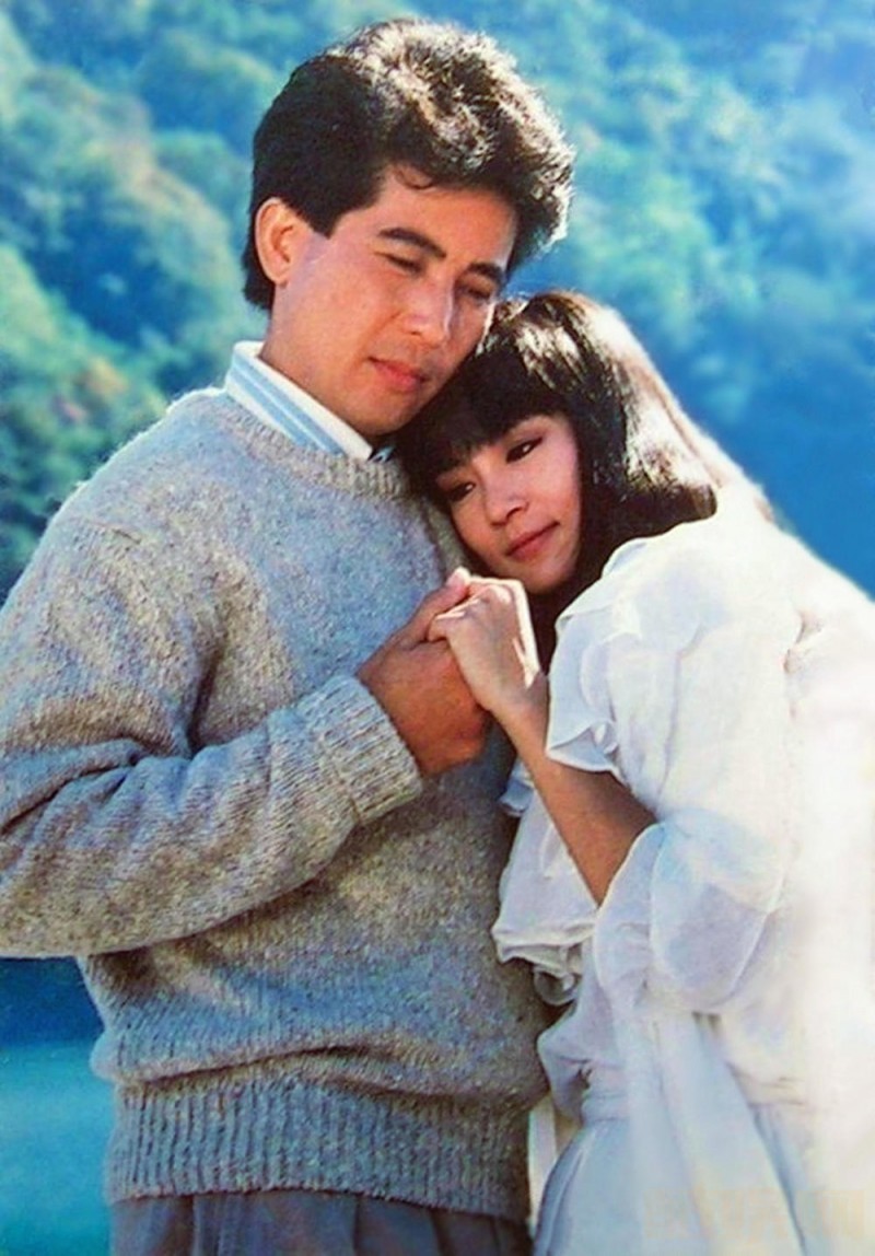 秦汉杂志画报写真