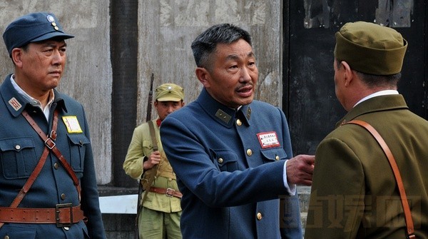 杜源个人资料简介 杜源《虎刺红》剧照