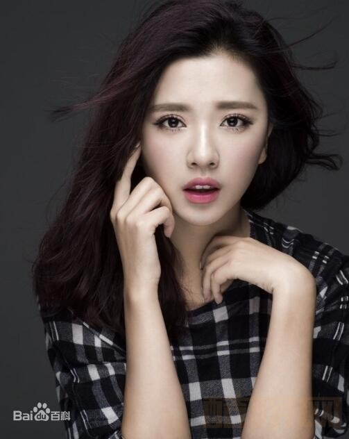 刘芮侨时尚大片