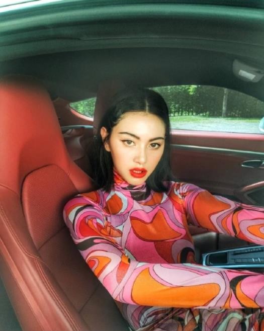 黛薇卡霍内个人资料简介 黛薇卡霍内生活照