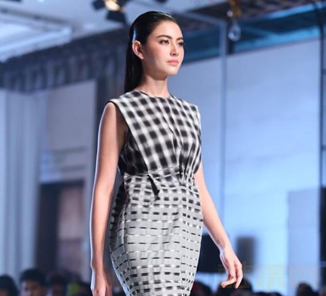 黛薇卡霍内时装周