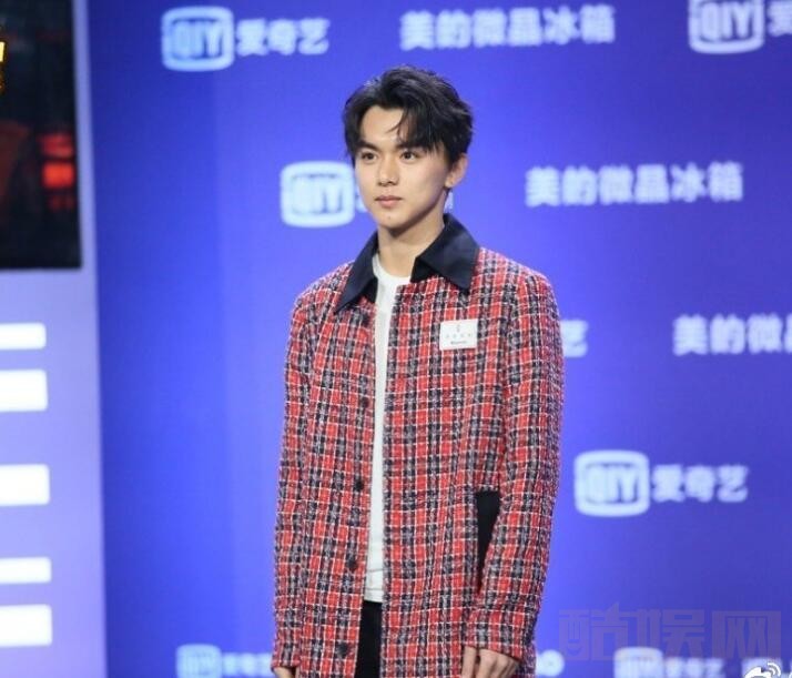 张元坤活动照