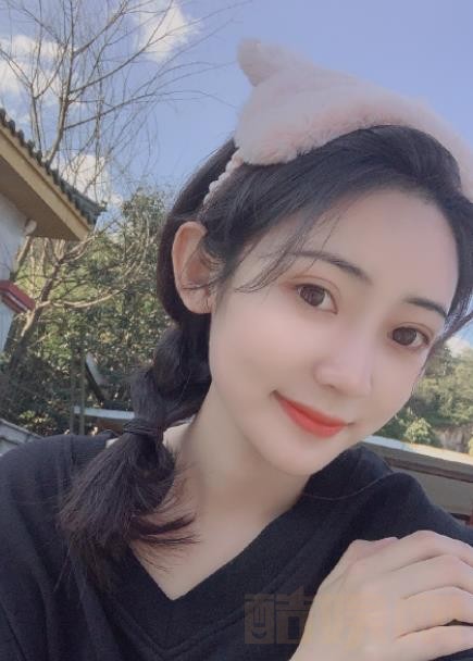 我的刺猬女孩角色介绍