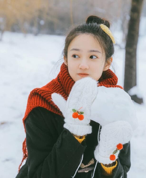 汤梦佳冬日写真