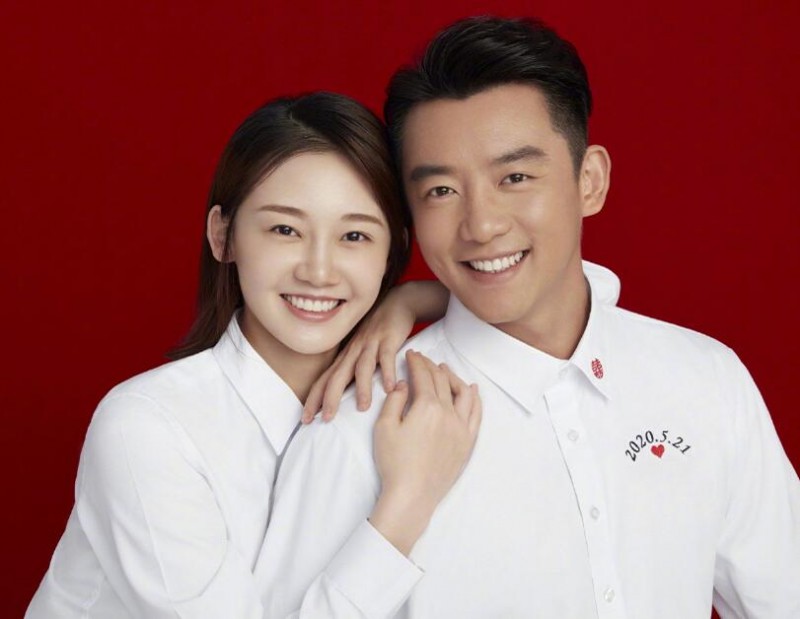 有一种惊艳叫苗苗穿上婚纱裙，清纯又干净，郑恺真的娶到宝了