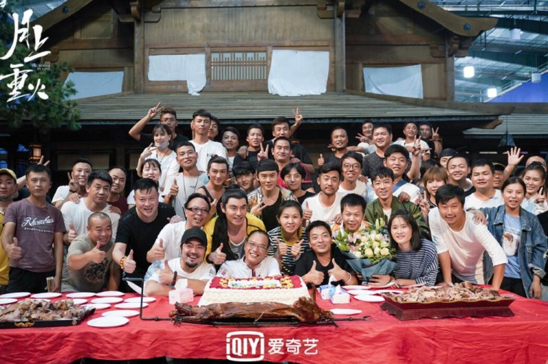 月上重火片场照