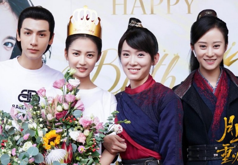 月上重火片场照