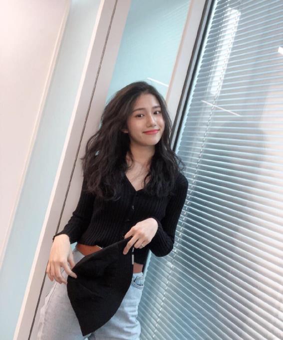 张俐晴日常写真