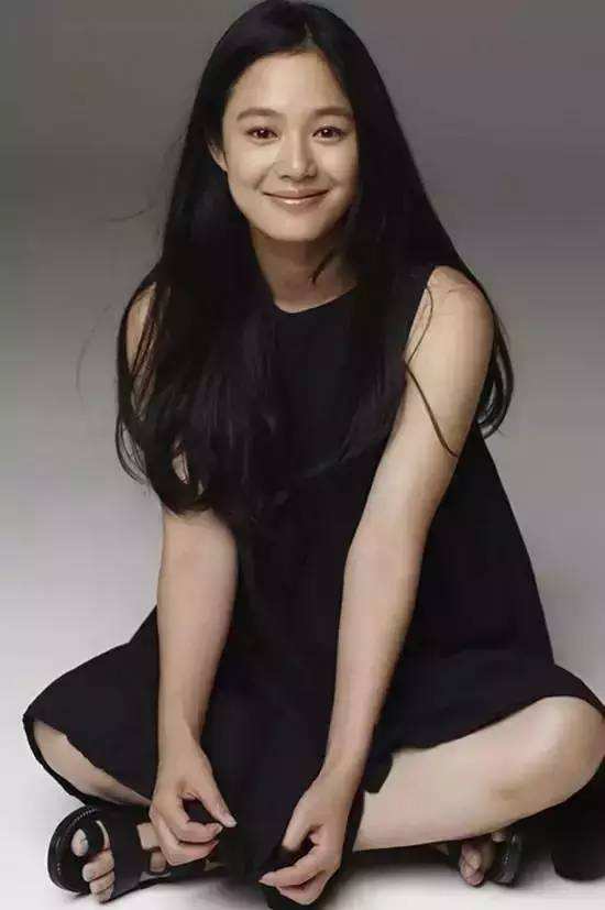 2003年,首次出演电影《天地英雄》饰演小和尚觉慧.