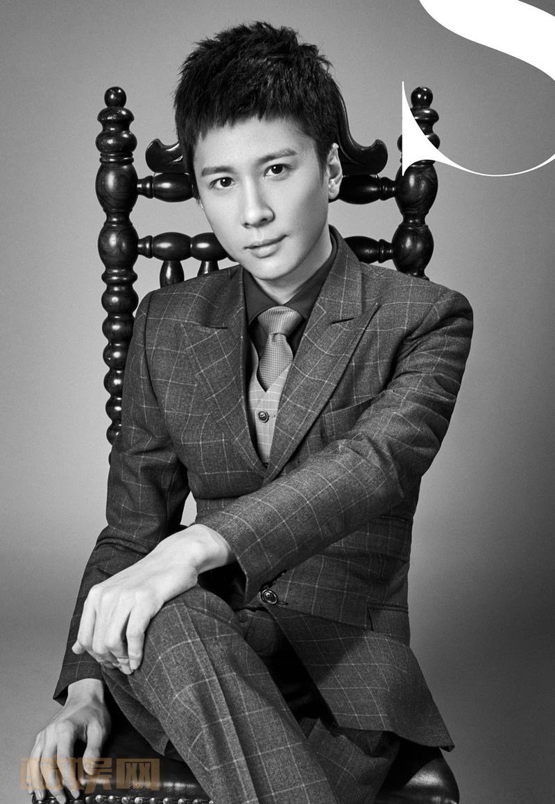 #美人如玉时尚大赏# 杀青啦，最后为大家奉上一组时尚文艺大片，期待我们的剧能早日和大家见面！@白冰官方粉丝团 @李智楠全球后援会 @颢然导演 @周一咩同学  @陳鍵鋒sammul @白冰 @于波 @李智楠 @朱子岩0763 @吴谨言Y @姜鸿 