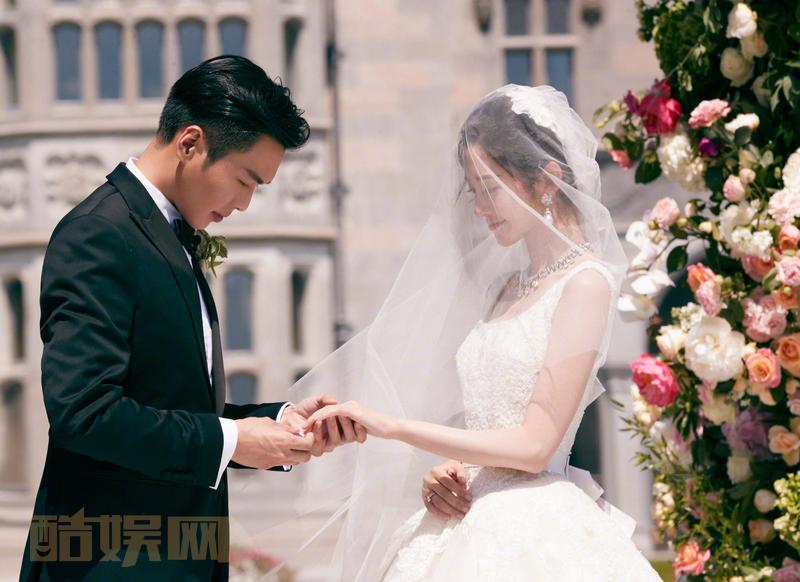 祝这位KOP新婚快乐，我们都会一直陪着你，YNWA！ 