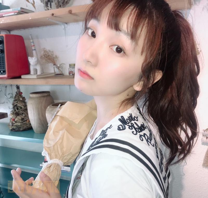 抓住春天的尾巴～在汗如雨下的季节到来之前再穿一次背带裤！呼～