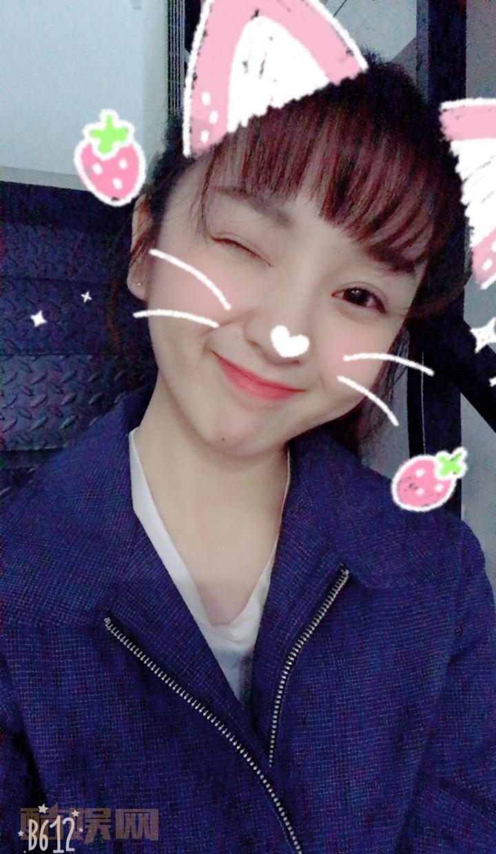 #南方有乔木#圆满收官了，感觉杀青好像就是昨天的事情。感谢林妍导演、组里所有前辈们、还有幕后辛苦的哥哥姐姐们对我的照顾和包容，很感恩自己的第一部作品就遇到这么好的专业团队。小安是我的第一个角色，她率性耿直，有我自己的影子。感恩知足，继续前行，我们下一部作品见！