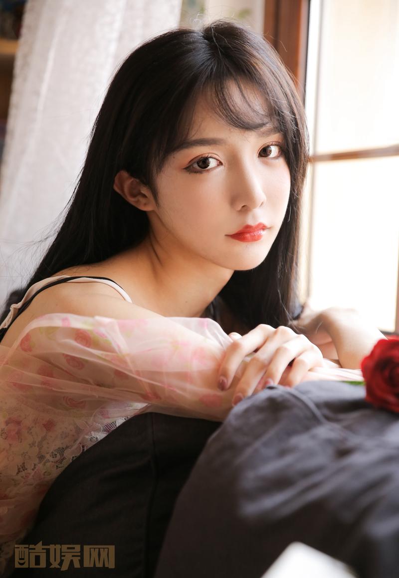 #我叫abbily[超话]#  人生路 美梦似路长 路里风霜 风霜扑面干 