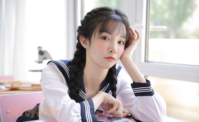 #我叫abbily[超话]#  学院款艾比 