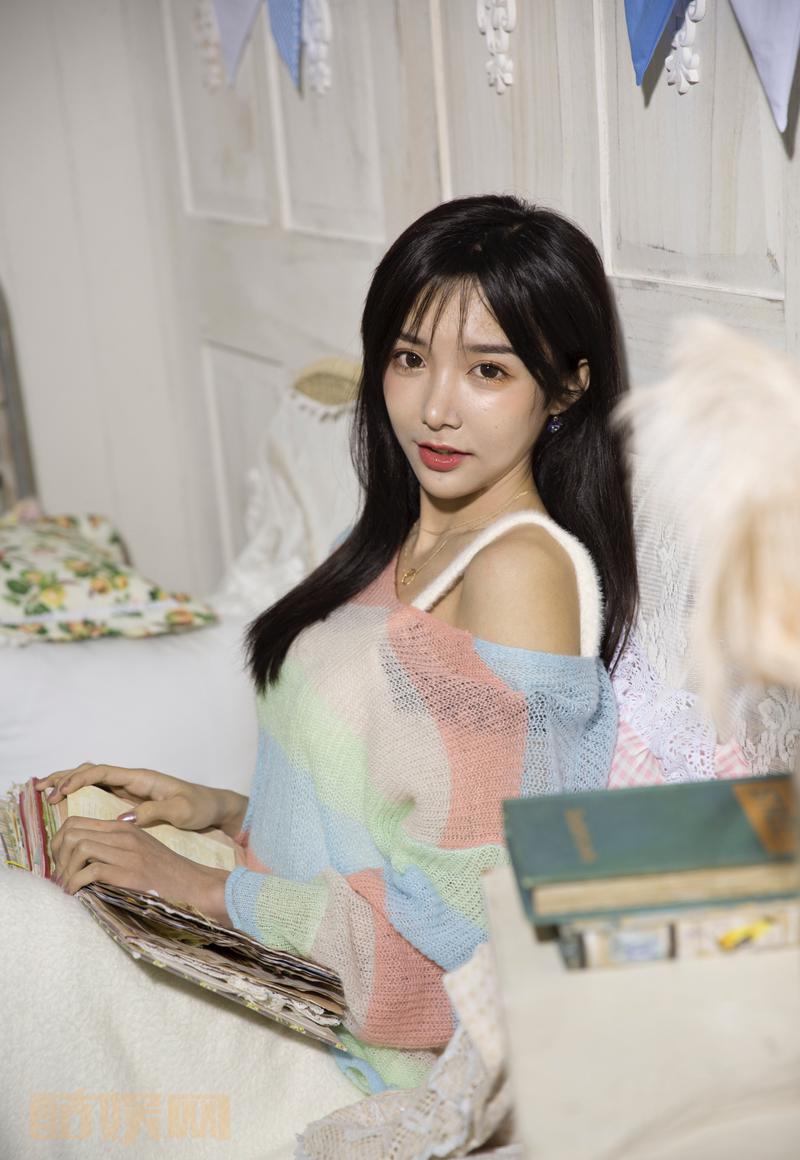 #我叫abbily[超话]#  纯情少女 [心]