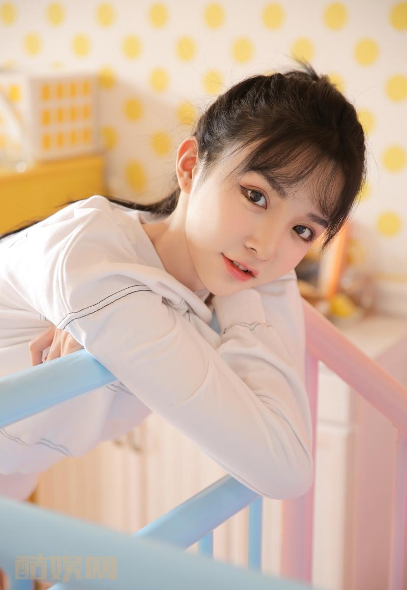 #我叫abbily[超话]#    老样子 转发评论点赞三连 抽个五位同学送...送..各送一份真诚祝福 ❤️ 