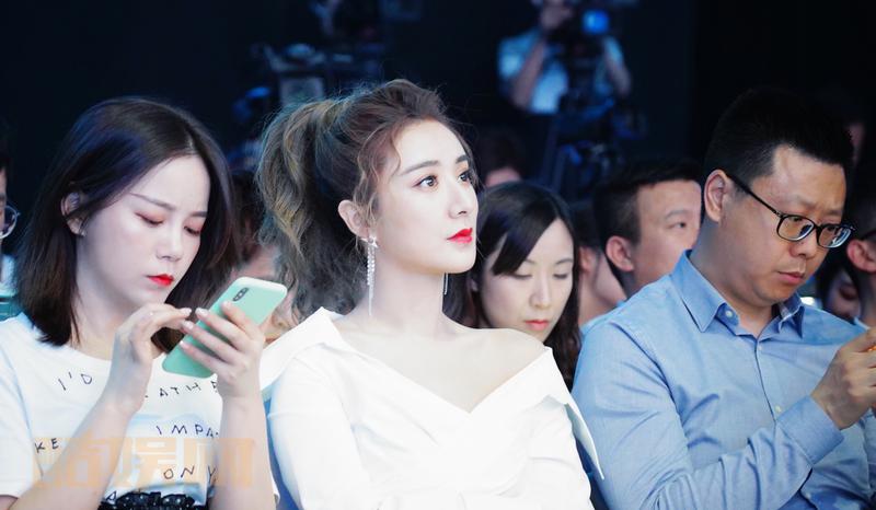 看得出我今天只睡了2小时吗