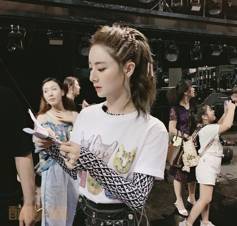 #薇娅的小日常# 记录带娃工作的一天