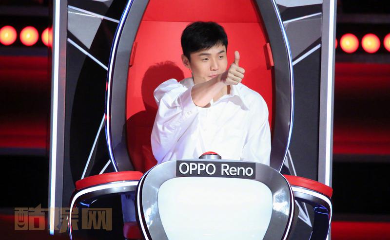 #中国好声音#恭喜@李荣浩 战队《疯子》、《小半》好声音热歌榜票数超5万