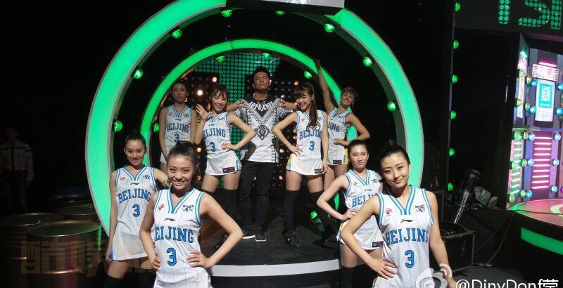 今晚十点十五中央五套青啤cba啦啦队冠军赛第二场，看我们北京巅峰啦啦队如何过五关斩六将！不见不散！ 
