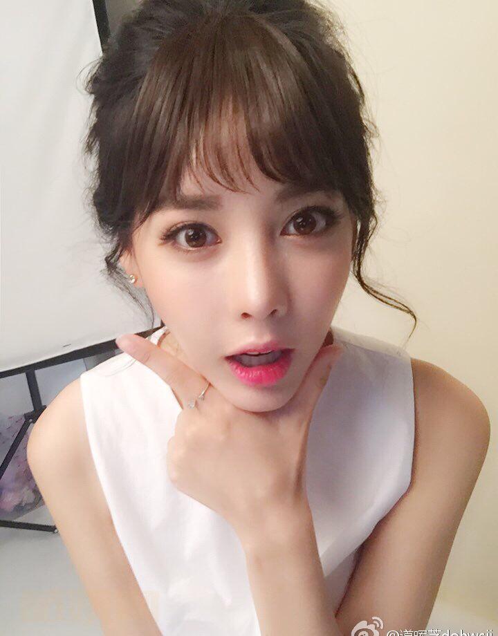 가만히 좀 있으라며