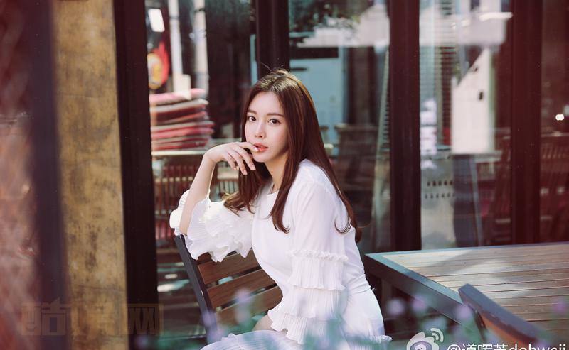 【4/28 NEW arrival】 剧透来啦!这几天一直忙着拍新品 ,所以没能及时发微博 ,预览明天就出来了哦~  转发@三名好友 我抽五位bb免单 신상촬영땜에 너무 바빴어요ㅠ 드뎌 이번신상 보여드리게 됬네요! 