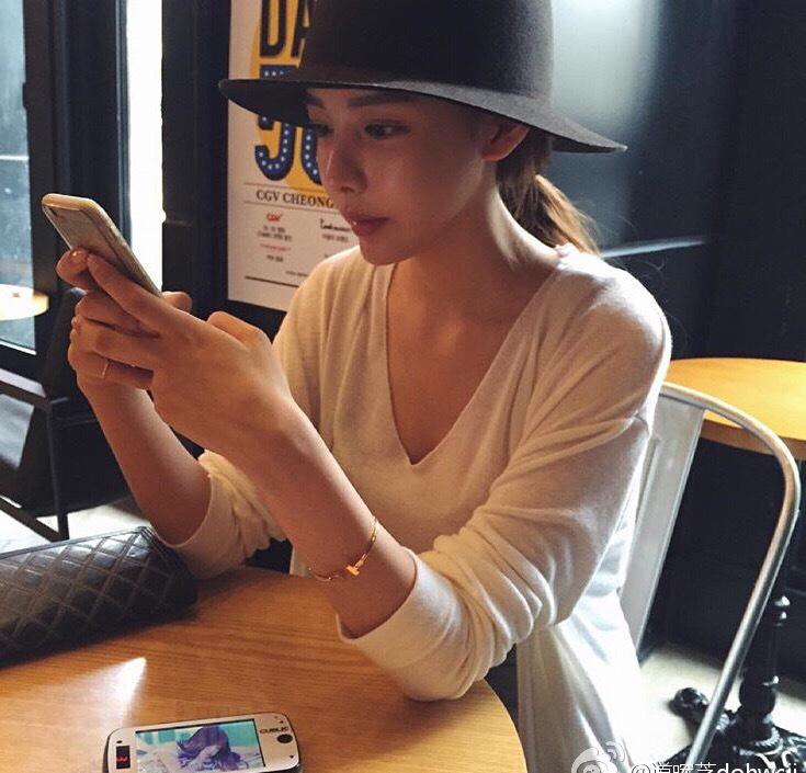 최고로 부었다 이런 진라면 （肿了一整脸 就因为吃了个金拉面） 