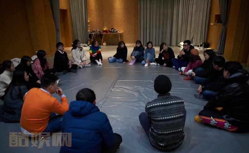 今天的表演课本来是3个小时、结果变成4个了[呲牙]