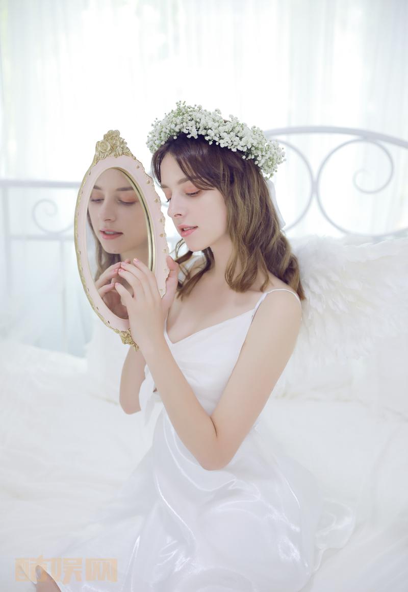 你们最喜欢吃什么？我喜欢吃：火锅、重庆小面、生蚝、披萨 ，摩尔多瓦菜嘻嘻摄影师 @王艺萌-  