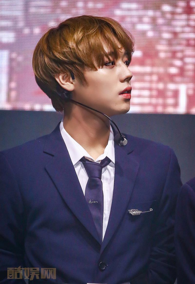 #朴志训[超话]#[心]#朴志训花党高英洙#【高清】181021  Hallyu do<em></em>nation concert饭拍4Pcr.WE_JIHOONsolo不运回存钱罐：Aijs3jcO官方应援棒定金：Ai3YOyDT浪漫2020年台历代购：AimOwta9〈花党〉新剧应援part 1：AiWPmBwG〈花党〉新剧应援part...全文