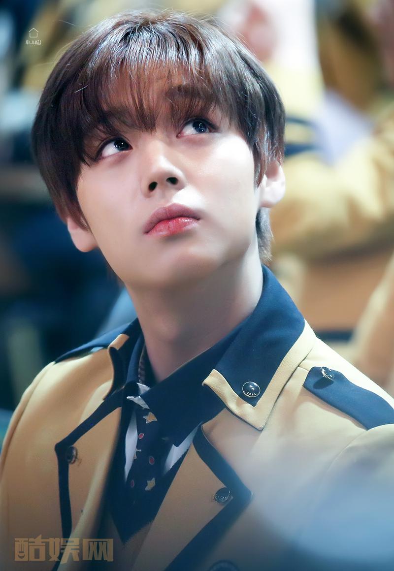 #朴志训[超话]# [心] #朴志训花党高英洙# 【高清】180208 首艺高毕业典礼饭拍4Pcr.Hoonee_homesolo不运回存钱罐：Aijs3jcO可可训改地址：AimOwtaN浪漫2020年台历代购：AimOwta9〈花党〉新剧应援part 1：AiWPmBwG〈花党〉新剧应援part 2：...全文