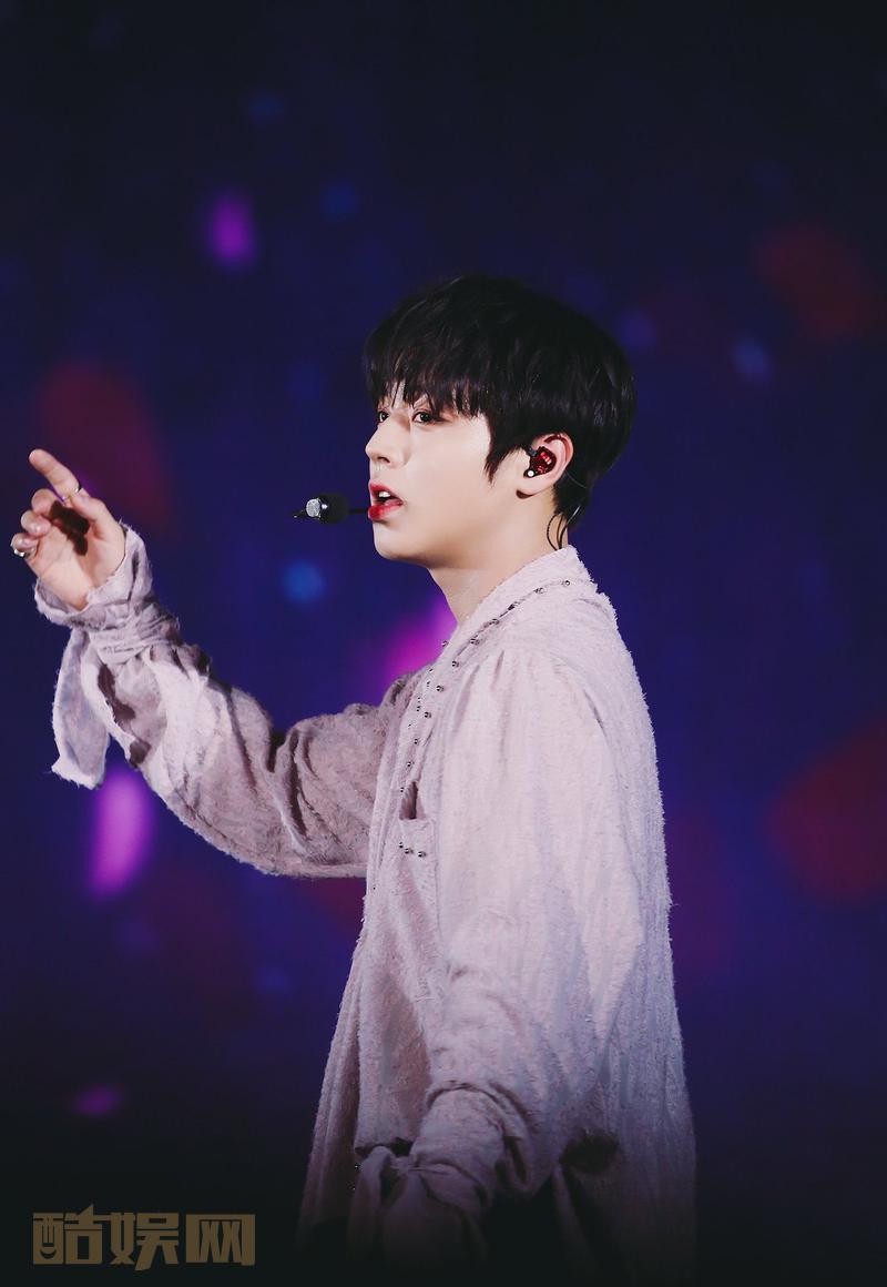 #朴志训[超话]#[心]#朴志训花党高英洙#【高清】190823 SOBA颁奖典礼饭拍4Pcr.WE_JIHOONsolo不运回存钱罐：Aijs3jcO浪漫2020年台历代购：AimOwta9〈花党〉新剧应援part 1：AiWPmBwG〈花党〉新剧应援part 2：AiEfeOmF〈花党〉新剧应援part 3：...全文