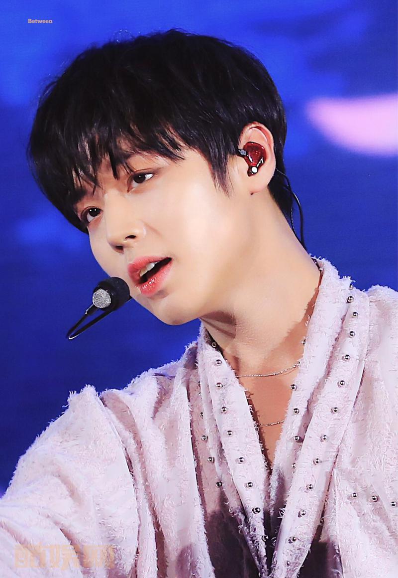 #朴志训[超话]# [心] #朴志训花党高英洙# 【高清】190823 SOBA颁奖典礼饭拍4Pcr.betweenus_529solo不运回存钱罐：Aijs3jcO可可训改地址：AimOwtaN浪漫2020年台历代购：AimOwta9〈花党〉新剧应援part 1：AiWPmBwG〈花党〉新剧应援part 2：...全文