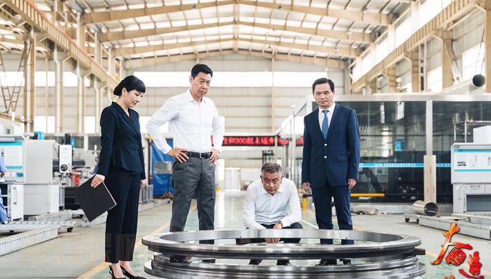 巫刚个人资料简介 巫刚《奋进的旋律》剧照