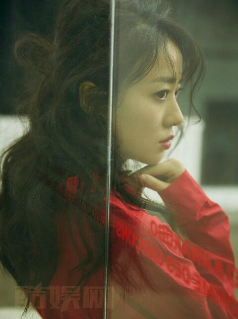 毕梦格杂志写真