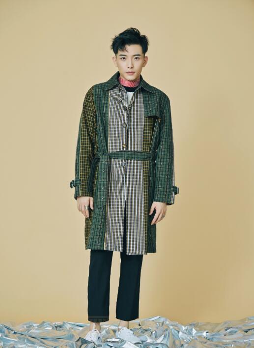 柴浩伟帅气写真