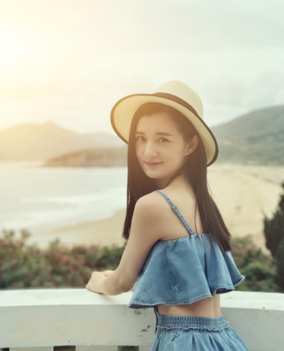 陈丹婷户外写真